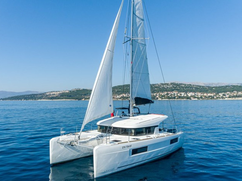Catamarán | año 2020 | 11.74 M